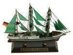   Alexander von Humboldt 4*15*10